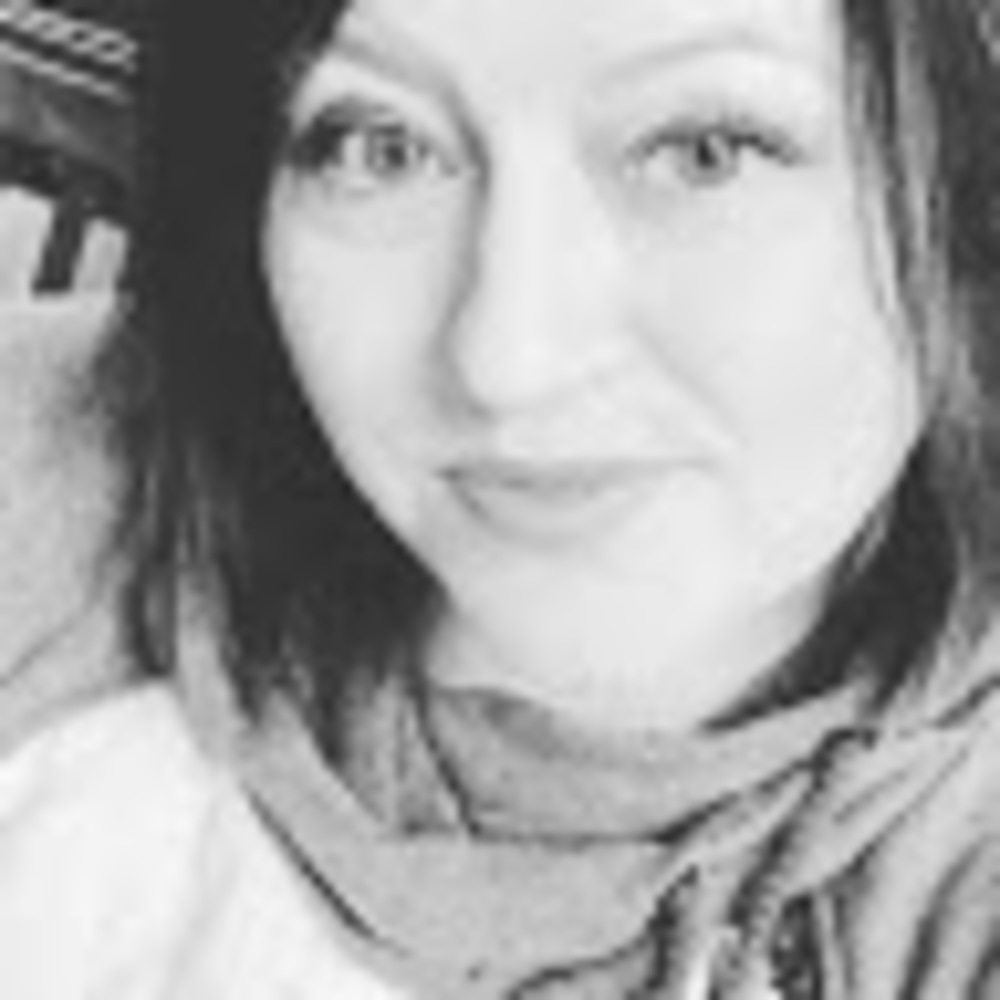 Meet your Posher, Candis